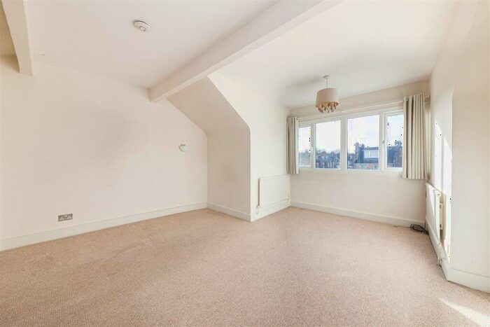 1 Bedroom Flat To Rent In Estelle Road, NW3