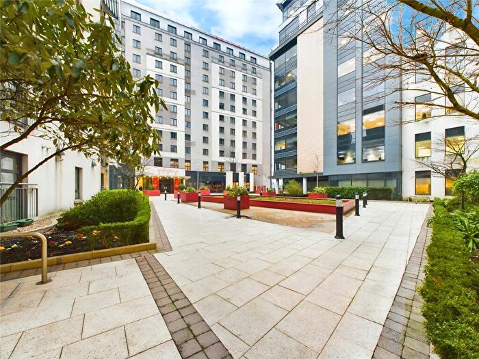 2 Bedroom Apartment For Sale In Waterfront Plaza, Nottingham, NG2
