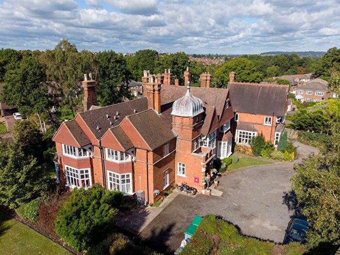 1 Bedroom Flat To Rent In Selwood House, Kemnal Road, Chislehurst, BR7