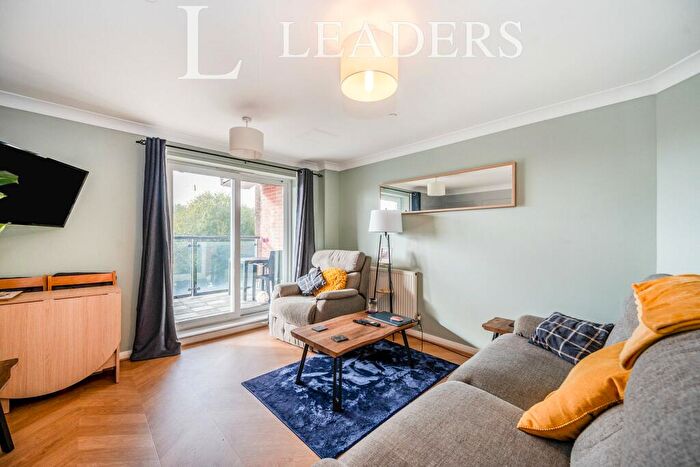 1 Bedroom Flat To Rent In Prince George Street, Portsmouth, PO1