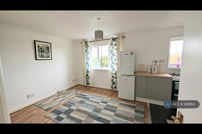 1 Bedroom Flat To Rent In Palmers Leaze, Bristol, BS32