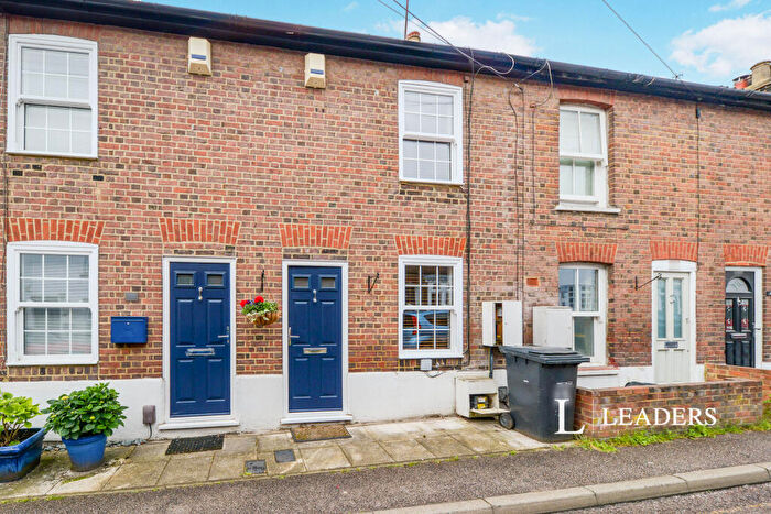 2 Bedroom Terraced House To Rent In Bedford Road, AL1