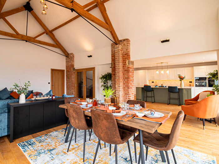 4 Bedroom Barn Conversion To Rent In Tixall Road, Tixall, Stafford, Staffordshire, ST18