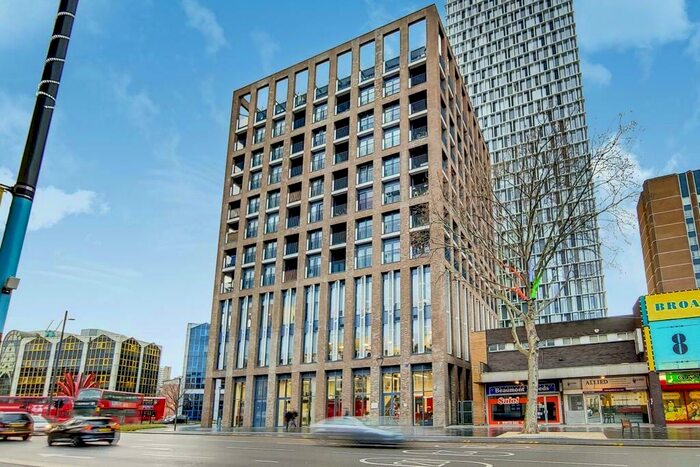 1 Bedroom Apartment To Rent In Azure Building, Great Eastern Road, Stratford, London, E15
