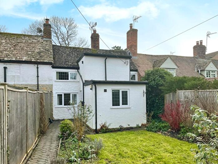 2 Bedroom Cottage To Rent In The Green, Long Marston, Stratford-upon-Avon, CV37