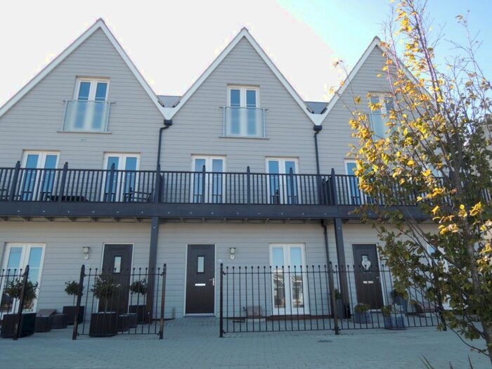 3 Bedroom Property To Rent In Berkeley Gardens, Parkfield Street, Rowhedge, Colchester CO5