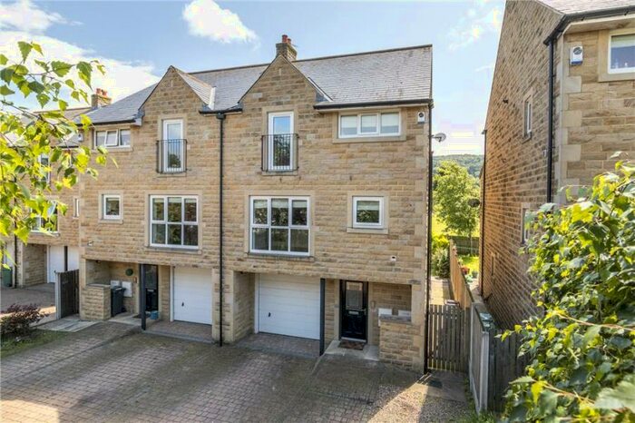 4 Bedroom Semi-Detached House To Rent In East Busk Lane, Otley, LS21