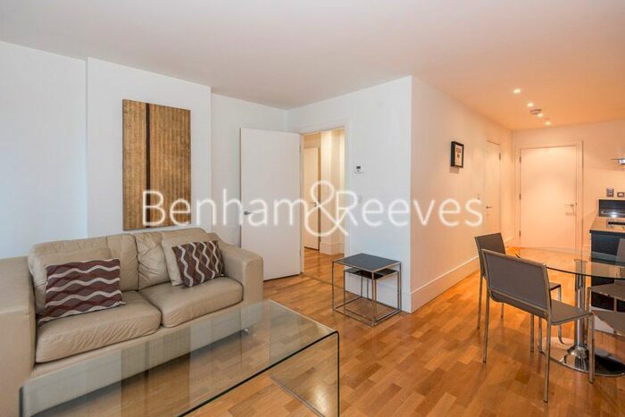 1 Bedroom Flat To Rent In Highbury Stadium Square, Highbury, N5
