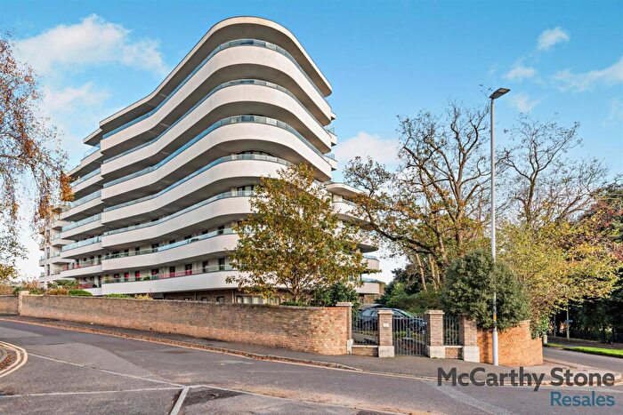 1 Bedroom Apartment For Sale In Horizons, Churchfield Road, Poole, BH15