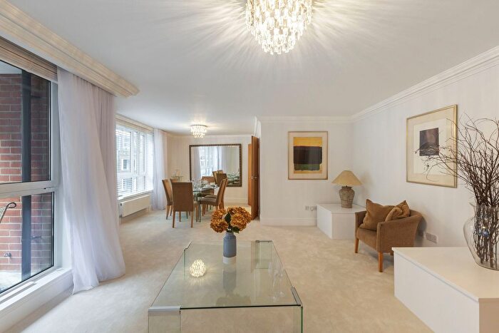 2 Bedroom Flat To Rent In Drayton Gardens, London, SW10