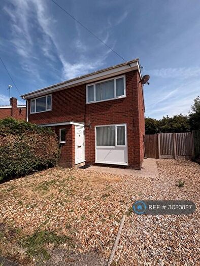 2 Bedroom Semi-Detached House To Rent In Harwoods Close, Wrexham, LL12