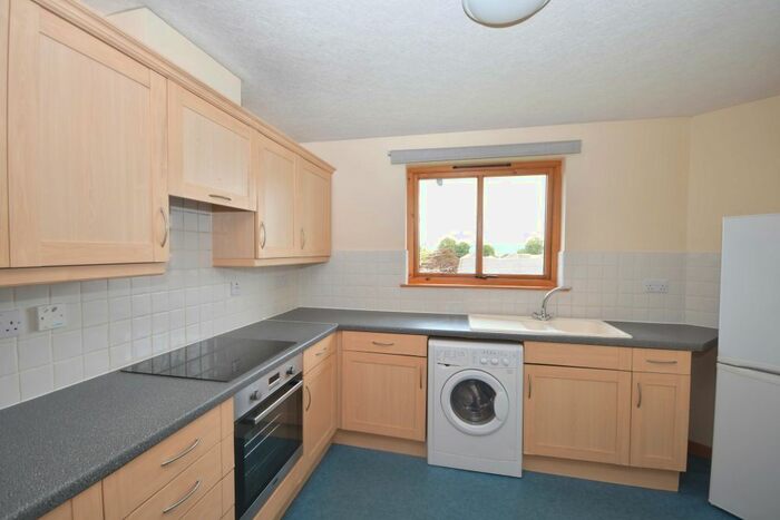 2 Bedroom Flat To Rent In Alltan Place, Culloden, Inverness, IV2