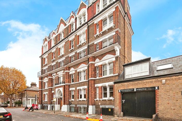 1 Bedroom Flat For Sale In Ashbury Road, London, SW11