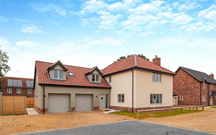 4 Bedroom Detached House For Sale In Flower Meadow, Fransham, Dereham, NR19