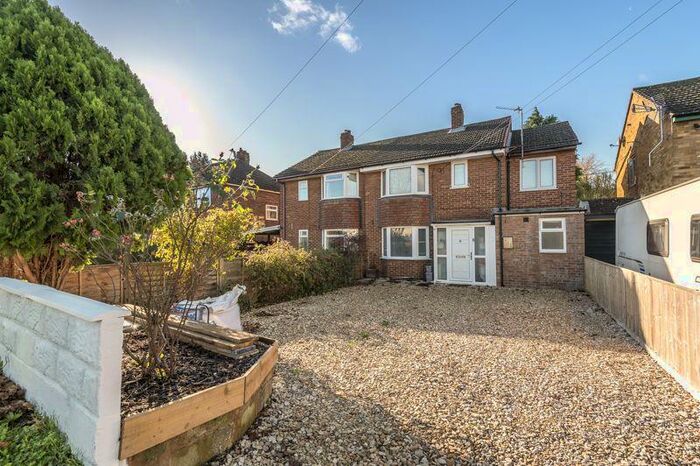 3 Bedroom Flat To Rent In Banbury Road, Kidlington, OX5