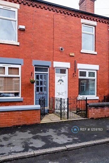 2 Bedroom Terraced House To Rent In Lingard Street, Stockport, SK5