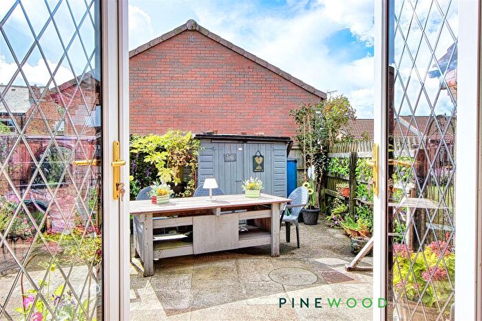 2 Bedroom Detached Bungalow For Sale In Church Close, North Wingfield, Chesterfield, Derbyshire, S42