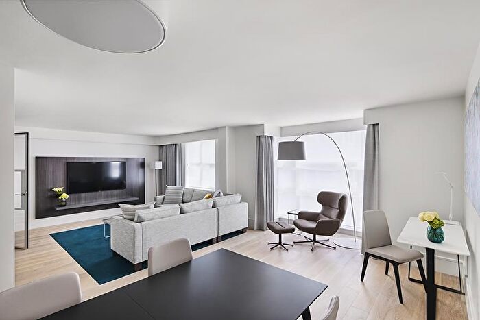 2 Bedroom Flat To Rent In Brick Street, Mayfair, W1J