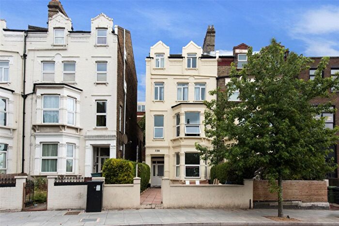 2 Bedroom Flat To Rent In Holloway Road, Archway, London, N19