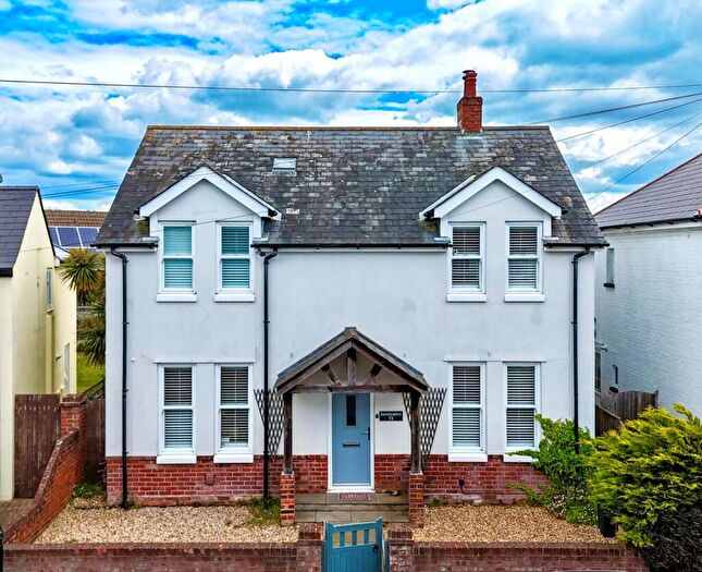 4 Bedroom Detached House For Sale In Stanpit, Christchurch, BH23