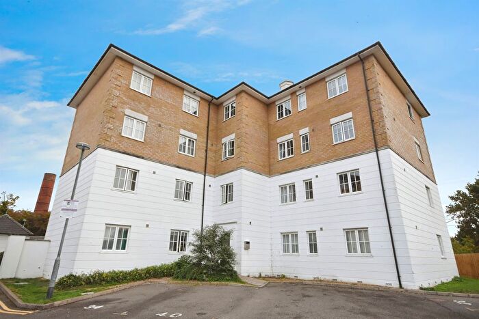 2 Bedroom Flat For Sale In The Yard, Braintree, CM7