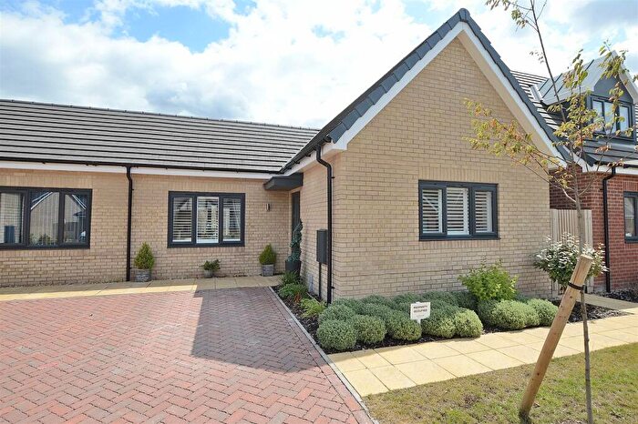 1 Bedroom Detached Bungalow For Sale In Hotchkin Gardens, Woodhall Spa, LN10