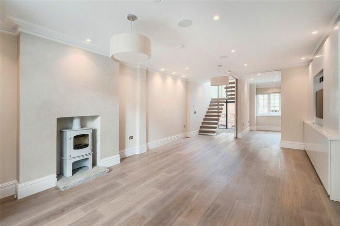 3 Bedroom Terraced House To Rent In Pelham Street, South Kensington, London, SW7