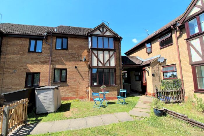 1 Bedroom End Of Terrace House To Rent In The Pastures, Hemel Hempstead, Hertfordshire, HP1