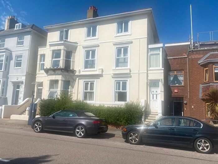 2 Bedroom Flat To Rent In Clarence Parade, Southsea, Portsmouth, PO5