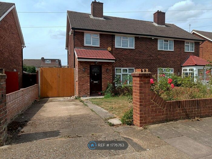 3 Bedroom Semi-Detached House To Rent In London, London, UB7