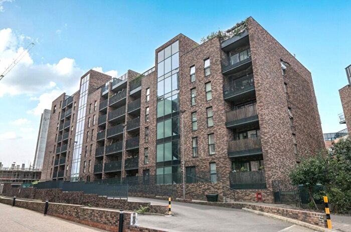 1 Bedroom Apartment For Sale In Purbeck Gardens, London, SE26