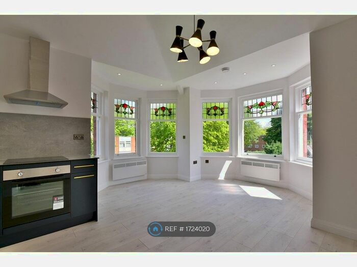 2 Bedroom Flat To Rent In Davenport Park Road, Stockport, SK2