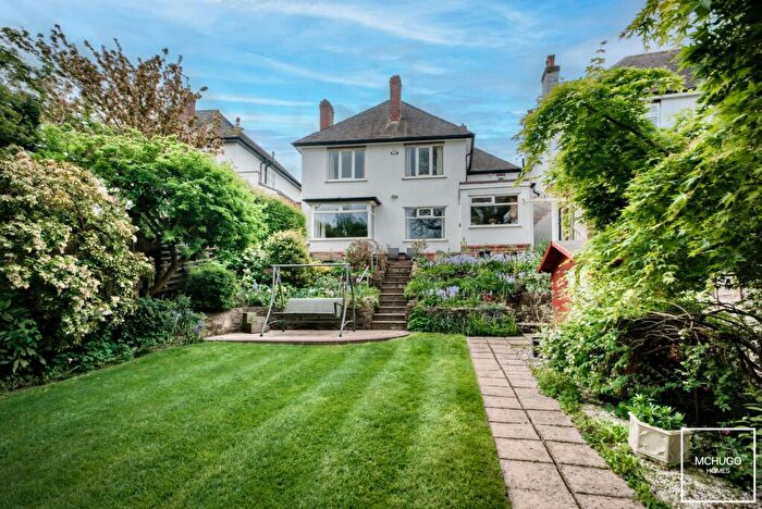 5 Bedroom Detached House For Sale In Knightlow Road, Birmingham, B17