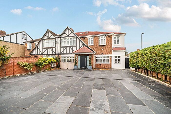 8 Bedroom Semi Detached House For Sale In Malden Road, New Malden, KT3