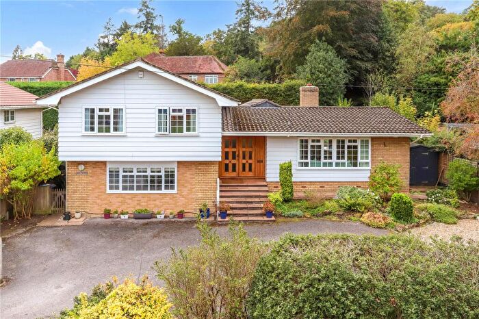 5 Bedroom Detached House For Sale In Old Frensham Road, Lower Bourne, Farnham, Surrey, GU10