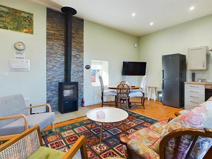 2 Bedroom Barn To Rent In Whitehall, Watling Street, NN7