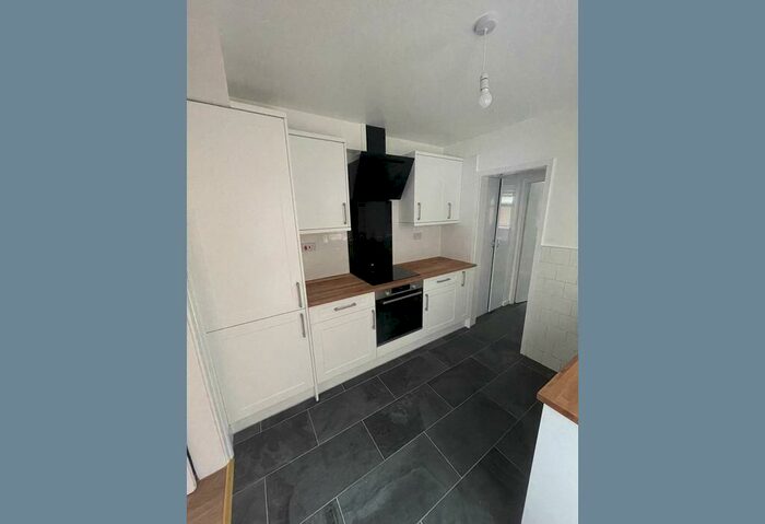 3 Bedroom Terraced House To Rent In Elm Road, Windsor, Berkshire, SL4