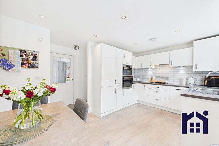 3 Bedroom Semi-Detached House For Sale In Booth Avenue, Chorley, PR7