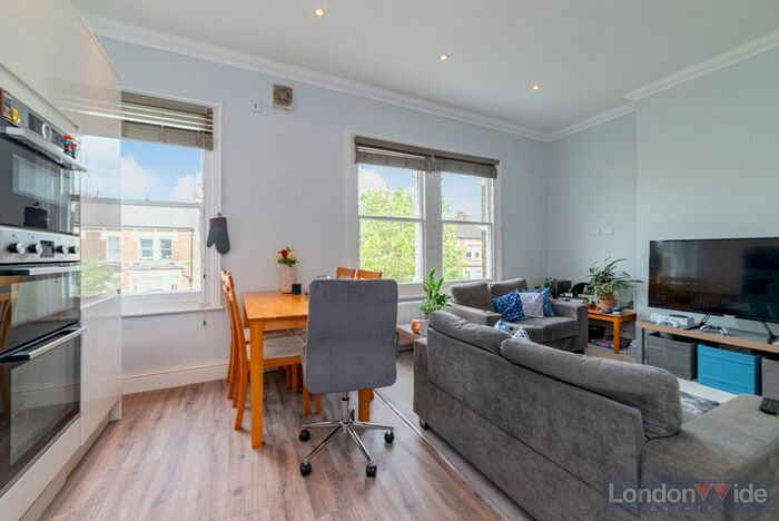 3 Bedroom Flat To Rent In Fernhead Road, W9
