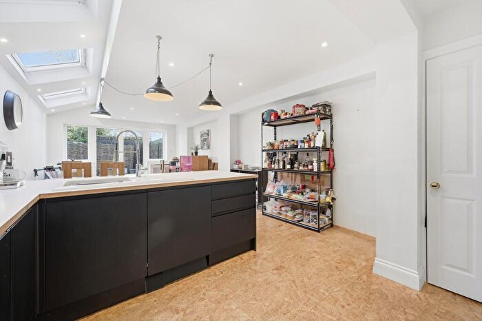 4 Bedroom Terraced House For Sale In Woodlands Road, London, E17