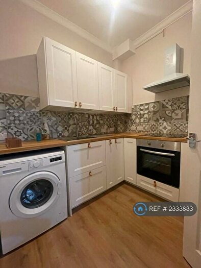 1 Bedroom Flat To Rent In Nithsdale Road, Glasgow, G41