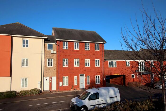 2 Bedroom Flat To Rent In Liberty Way, Exeter, EX2