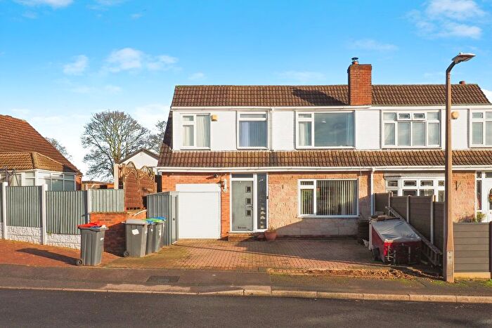 4 Bedroom Semi-Detached House For Sale In Trent Drive, Hucknall, Nottingham, Nottinghamshire, NG15