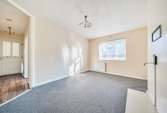 2 Bedroom Apartment For Sale In The Hyde, London, NW9