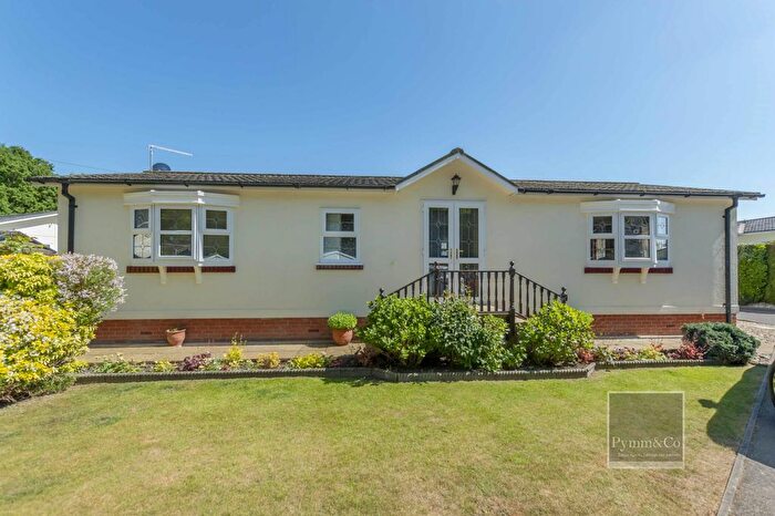 2 Bedroom Mobile/park Home For Sale In Charmbeck Park, Haveringland, NR10