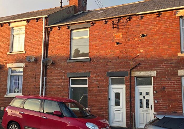 2 Bedroom Terraced House For Sale In Boston Street, Peterlee, County Durham, SR8
