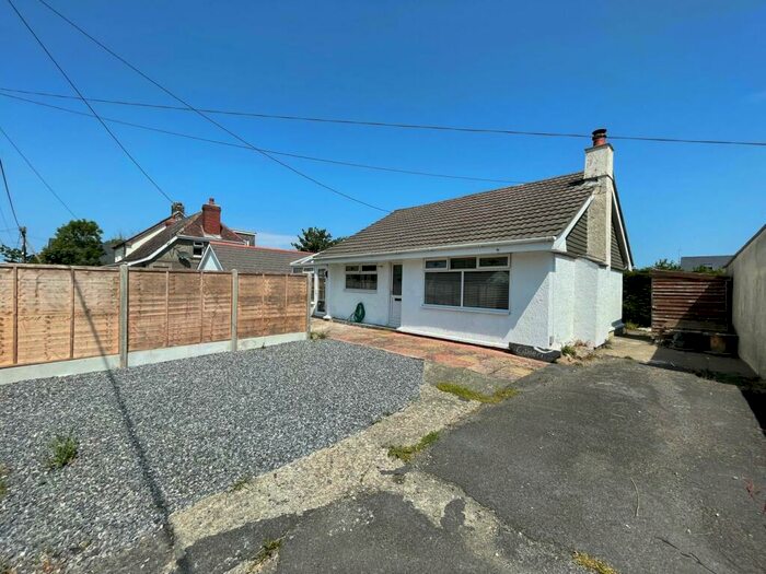 2 Bedroom Bungalow For Sale In Cross Inn, Nr New Quay, SA44