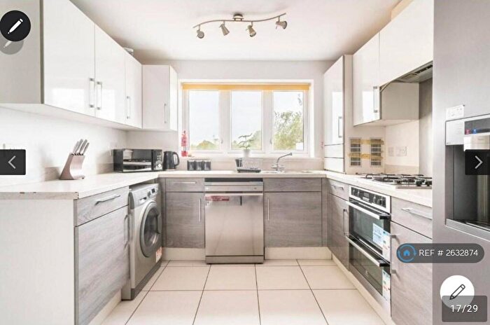 4 Bedroom Terraced House To Rent In Ellingham View, Dartford, DA1