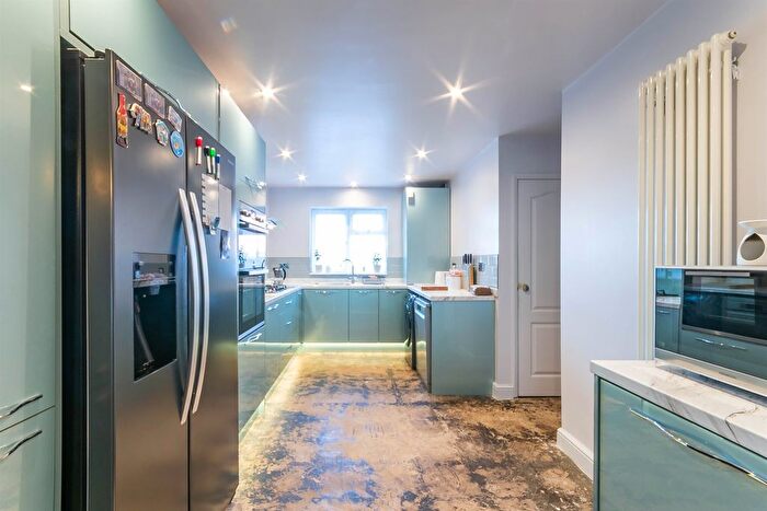 3 Bedroom Semi-Detached House For Sale In Everest Way, Heybridge, Maldon, CM9