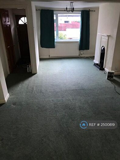 3 Bedroom Terraced House To Rent In Oakfield Street, Exeter, EX1